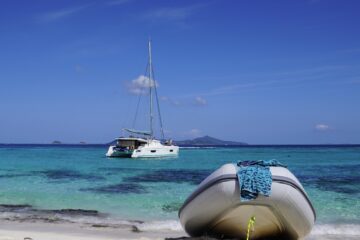 Meilentörn Motorboot Karibik